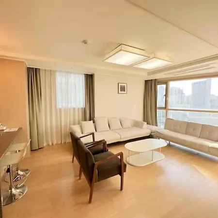Hotel With Busan Exterior photo