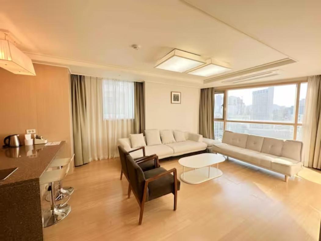 Appartement With *