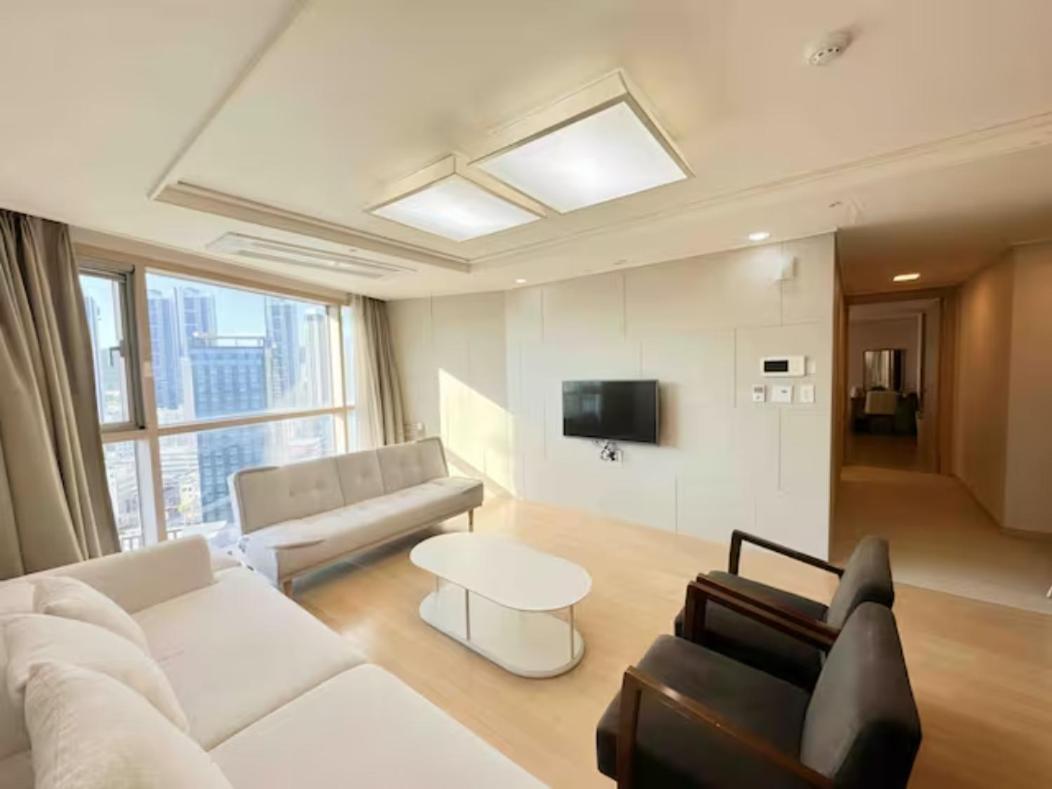 With Appartement Busan